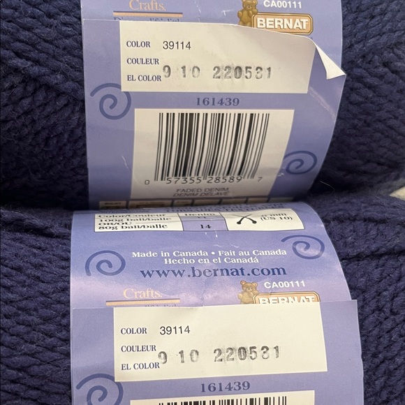 Bernat Softee Chunky Gauge Bundle of 2 Skeins in Faded Denim, Color 39114 - Picture 2 of 6